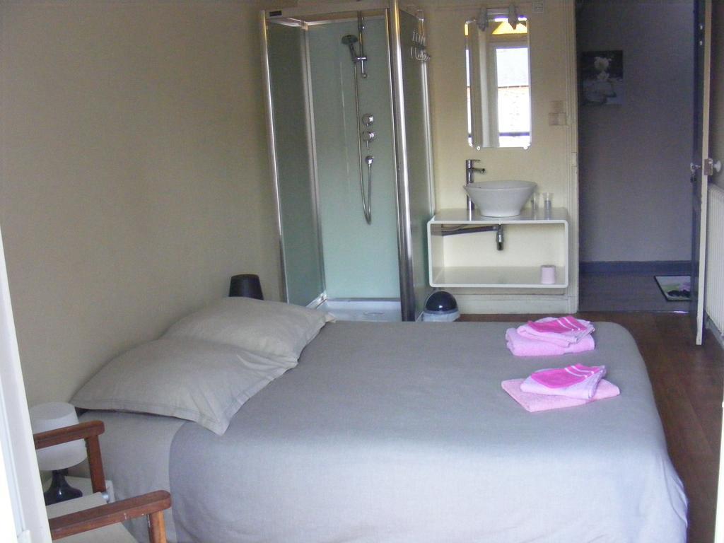 Le Clos Laurentais Plérin Room photo